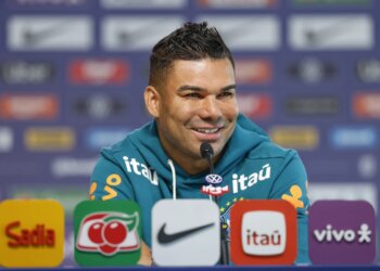Casemiro comenta lesão de Neymar e acredita na influência do jogador